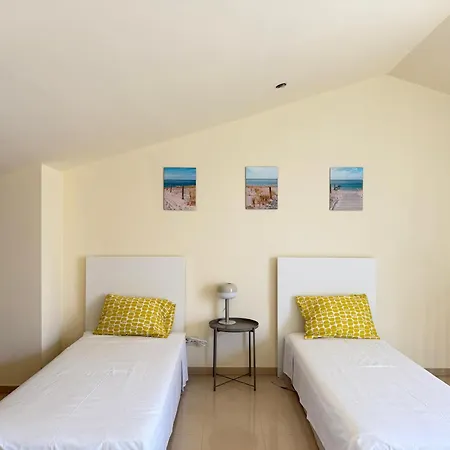 Duplex Con Encanto En カステルデフェルス