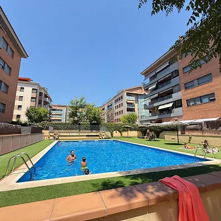 Duplex Con Encanto En Appartamento Castelldefels