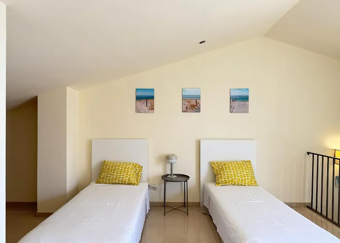 Duplex Con Encanto En カステルデフェルス